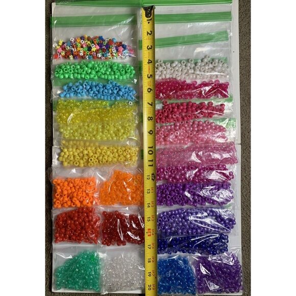 Plastic Crafter Beads Lot Assorted Colors - Picture 2 of 3